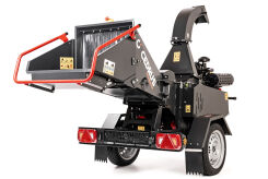 CEDRUS R13P profesjonalny rozdrabniacz spalinowy na przyczepie lekkiej A/A z homologacją / Loncin / 24,5 KM / pojemnośc silnika 764 ccm / max. średnica gałęzi 13 cm / podwozie AL-KO / podajnik hydrauliczny z systemem antystres IFS / Autoryzowany S